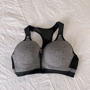 VSX front-zip sports bra